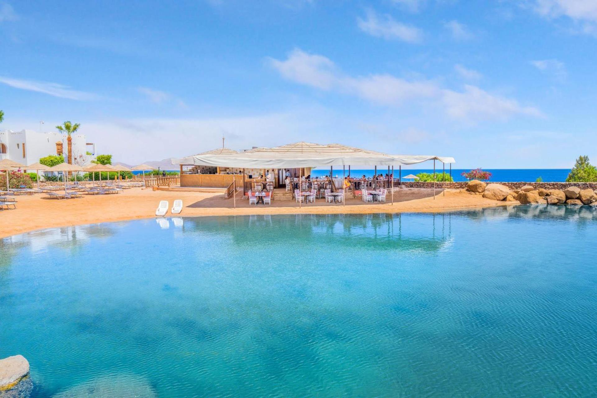 Domina coral bay resort&spa sharm el sheikh Exterior foto The beach at the Dead Sea