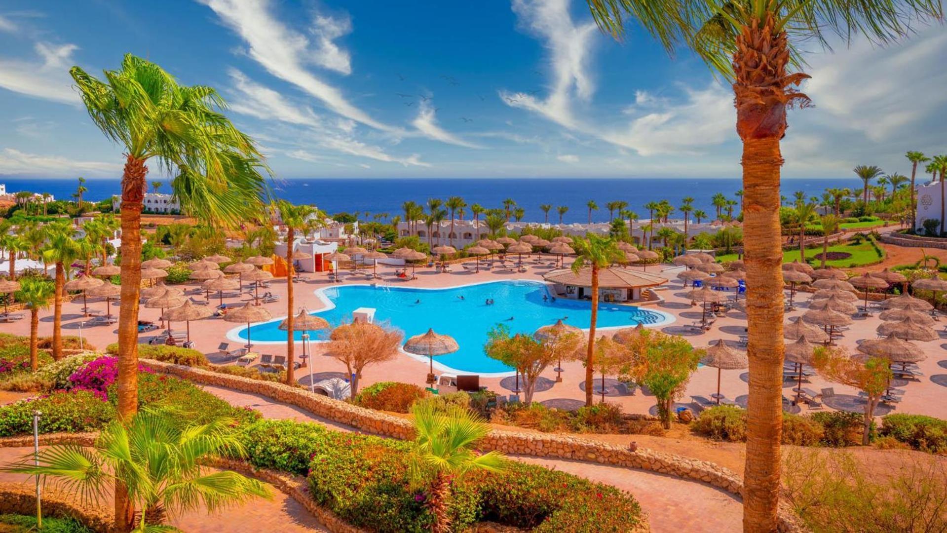 Domina coral bay resort&spa sharm el sheikh Exterior foto Club Med Club Cala Galdana, Menorca, Spain